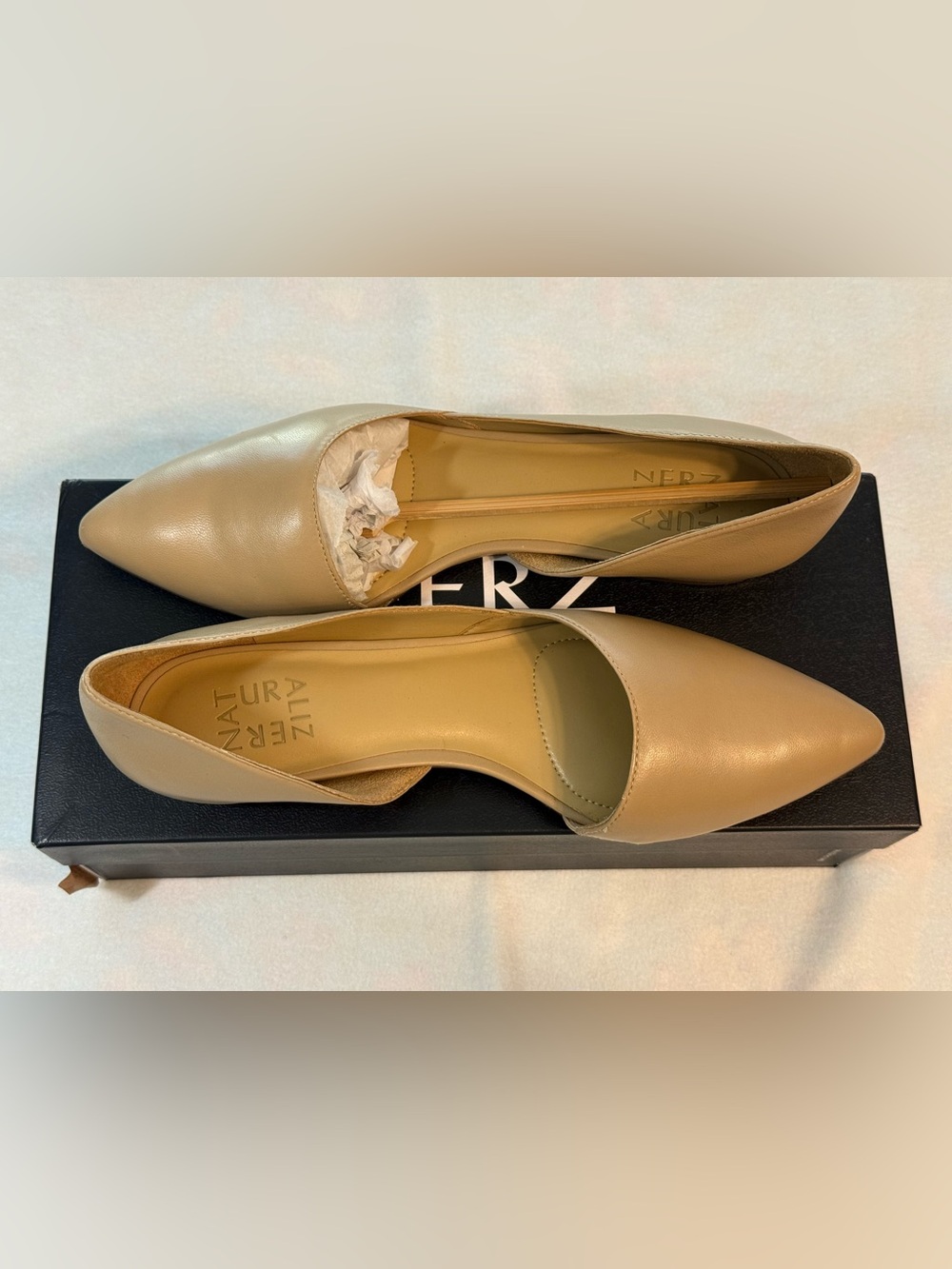 New Naturalizer Pointed-Toe D'Orsay Flat in Beige. 8.5M